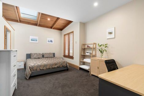 Photo of property in 143 Kenmure Road, Kenmure, Dunedin, 9011