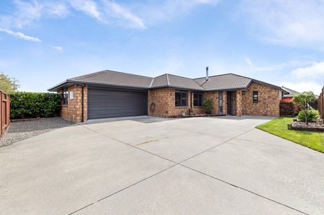 Photo of property in 7 Nevada Way, Kelvin Grove, Palmerston North, 4414