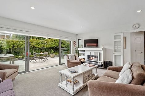 Photo of property in 2/3 Hart Road, Hauraki, Auckland, 0622