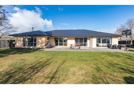 Photo of property in 177b High Street, Oxford, 7430