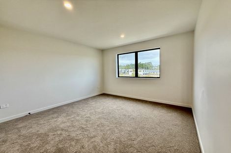 Photo of property in 77c Schoolside Road, Kumeu, 0810