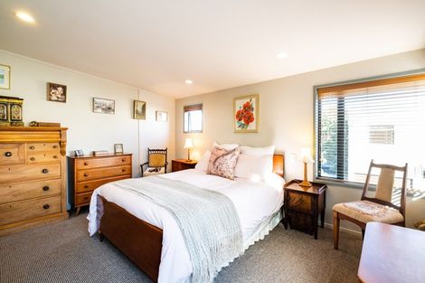 Photo of property in 11 Barry Street, Ahuriri, Napier, 4110