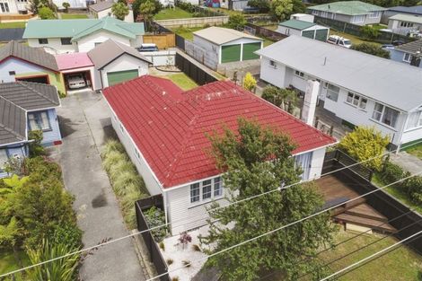 Photo of property in 62 Main Road, Wainuiomata, Lower Hutt, 5014