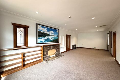 Photo of property in 17 Jasper Avenue, Mount Roskill, Auckland, 1041