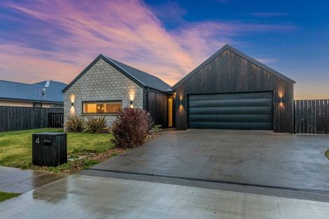 Photo of property in 4 Pahua Street, Pegasus, 7612