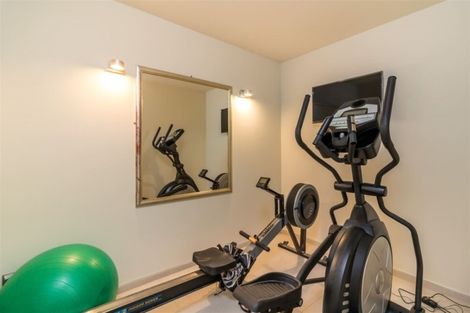 Photo of property in 8 Royds Street, Fendalton, Christchurch, 8014