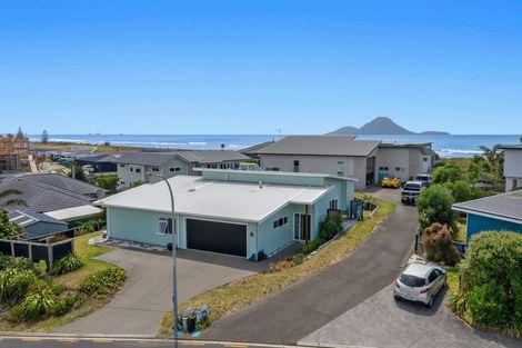 Photo of property in 32a Ohuirehe Road, Coastlands, Whakatane, 3120