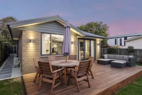 Photo of property in 22 Devon Street, Sydenham, Christchurch, 8023