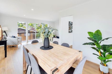 Photo of property in 5 Naviti Place, Browns Bay, Auckland, 0630