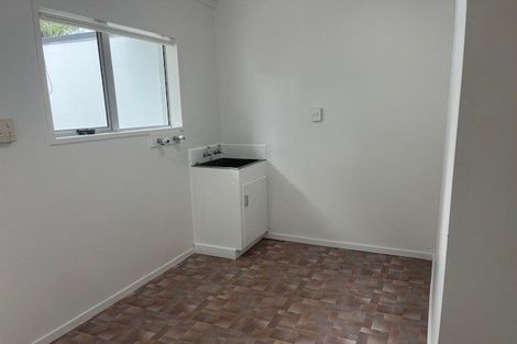 Photo of property in 1/57 Butley Drive, Farm Cove, Auckland, 2012