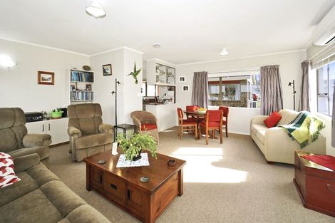Photo of property in 12b Hastings Street, Te Puke, 3119