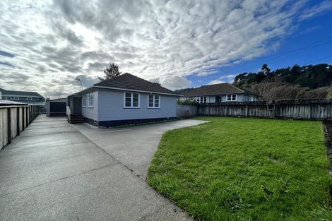 Photo of property in 9 Kamahi Street, Stokes Valley, Lower Hutt, 5019
