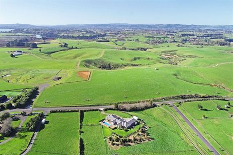 Photo of property in 107 Laing Road, Karaka, Papakura, 2580