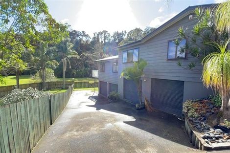 Photo of property in 10 Lowtherhurst Road, Massey, Auckland, 0614