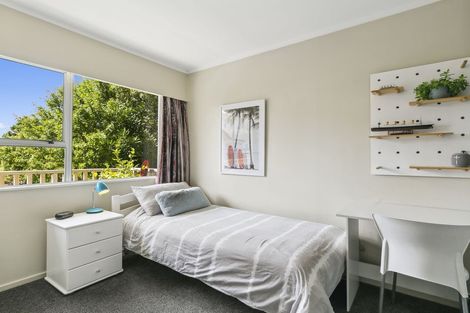 Photo of property in 30 Lupin Terrace, Tawa, Wellington, 5028