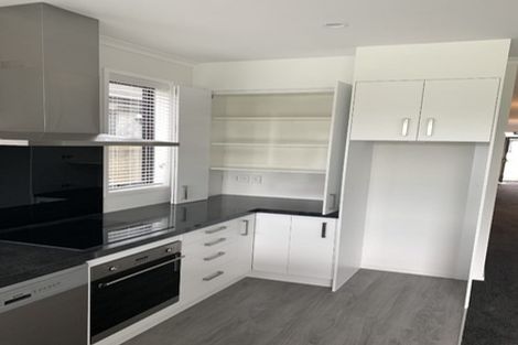 Photo of property in 97a Awataha Crescent, Pyes Pa, Tauranga, 3110