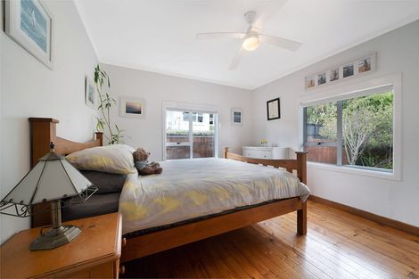 Photo of property in 12 Trig Road, West Harbour, Auckland, 0618