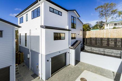 Photo of property in 31c Linwood Avenue, Forrest Hill, Auckland, 0620