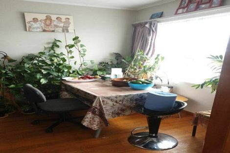 Photo of property in 32 Brentford Place, Manurewa, Auckland, 2102