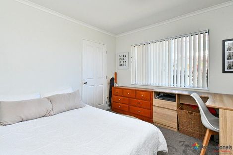 Photo of property in 6 Chayward Place, Mangere, Auckland, 2022