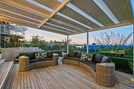 Photo of property in 46 Whiteley Street, Moturoa, New Plymouth, 4310