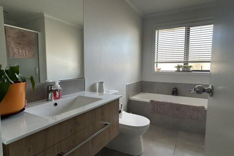 Photo of property in 13 Ballantyne Avenue, Te Kauwhata, 3710