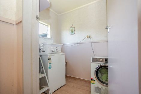 Photo of property in 4 Otanga Street, Dannevirke, 4930