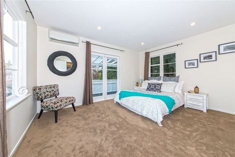 Photo of property in 53b Woodglen Road, Glen Eden, Auckland, 0602