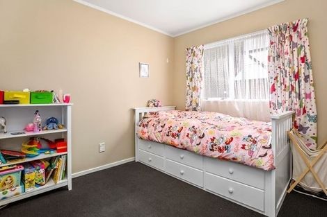 Photo of property in 92 Rangituhi Crescent, Takapuwahia, Porirua, 5022