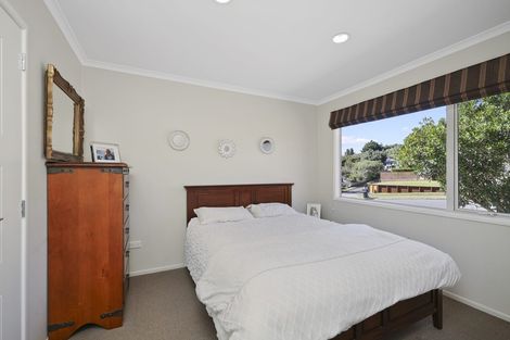 Photo of property in 71 Karamea Street, Whalers Gate, New Plymouth, 4310