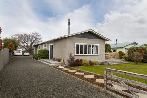 Photo of property in 58 Burns Street, Dannevirke, 4930