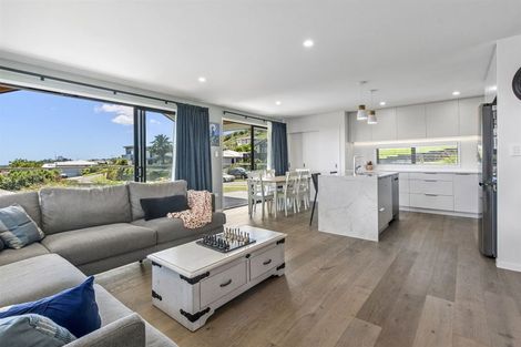Photo of property in 6 Greenvale Place, Welcome Bay, Tauranga, 3112