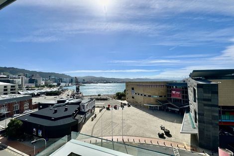 Photo of property in Portal Apartments, 8e/42 Cable Street, Te Aro, Wellington, 6011