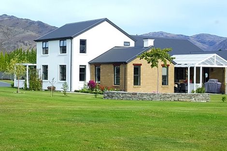 Photo of property in 1 Ash Lane, Cromwell, 9310