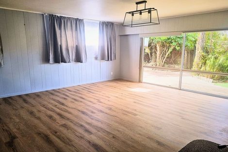 Photo of property in 35 Pulham Crescent, Queenwood, Hamilton, 3210