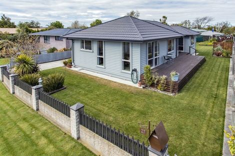 Photo of property in 27 Bracebridge Street, Kaiapoi, 7630