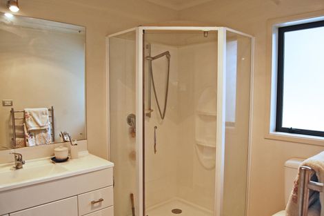 Photo of property in 34 Tawa Avenue, Kaiwaka, 0573