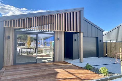 Photo of property in 22 Booth Drive, Cromwell, 9310