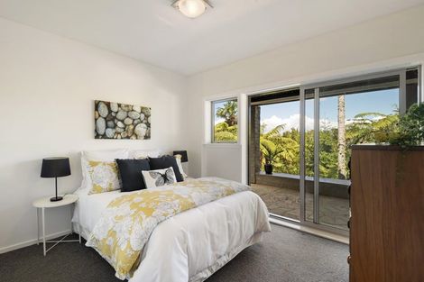 Photo of property in 39 Aberdeen Road, Castor Bay, Auckland, 0620