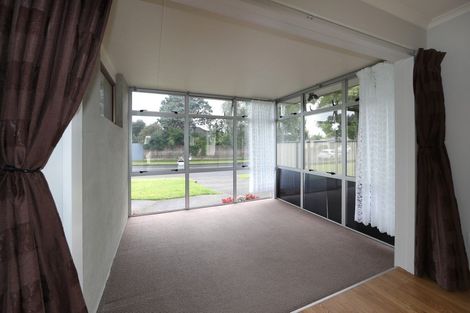 Photo of property in 3 Trigg Crescent, Taradale, Napier, 4112