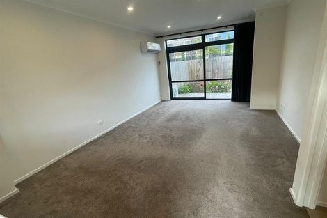 Photo of property in 11 Fermi Lane, Papakura, 2110