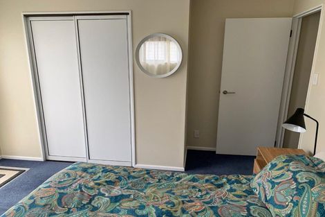 Photo of property in 19a Karamu Street, Strandon, New Plymouth, 4312