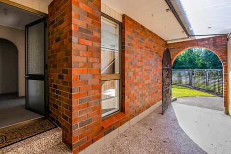 Photo of property in 87 Heta Road, Highlands Park, New Plymouth, 4312