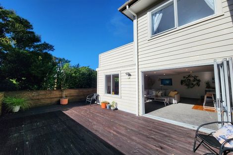 Photo of property in 35a Mandalay Terrace, Khandallah, Wellington, 6035