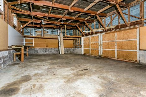 Photo of property in 76 Awa Road, Kumeu, 0891