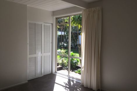 Photo of property in 55 Hillcrest Avenue, Hillcrest, Auckland, 0627