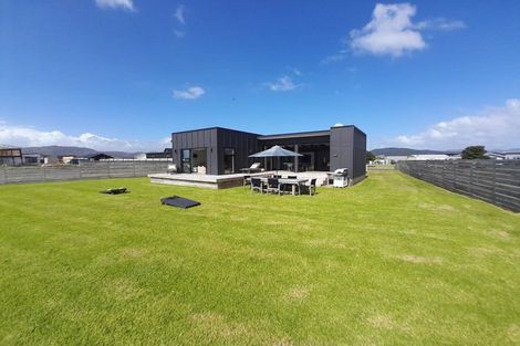 Photo of property in 143 Ngaio Drive, Matarangi, Whitianga, 3592
