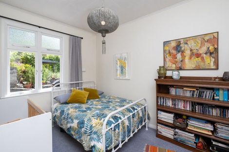 Photo of property in 8 Goldsmith Terrace, Hospital Hill, Napier, 4110