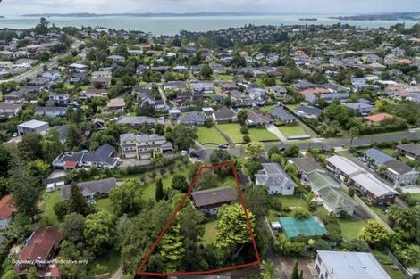 Photo of property in 18 Pine Terrace, Howick, Auckland, 2014
