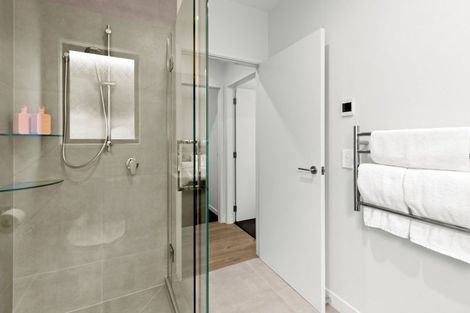 Photo of property in 17 Inder Street, Jacks Point, 9371